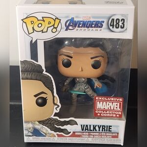 Funko Pop Valkyrie #483 Marvel Collector Corps Exclusive